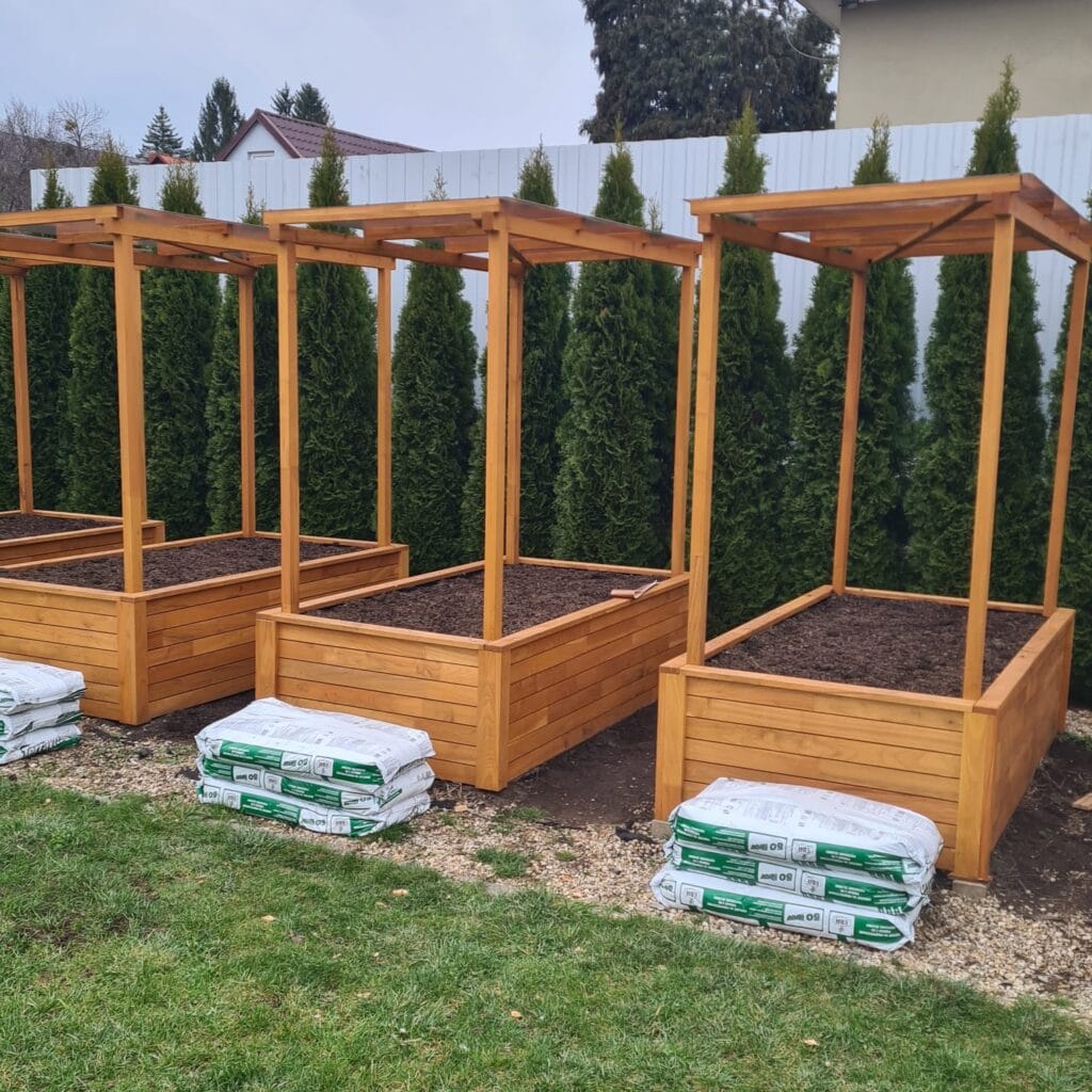 Zákazkova výroba z agátového dreva