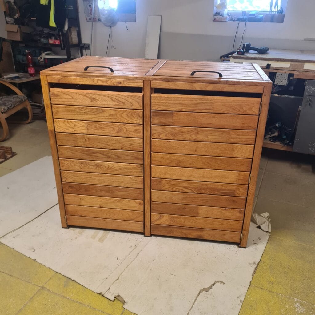 Zákazkova výroba z agátového dreva